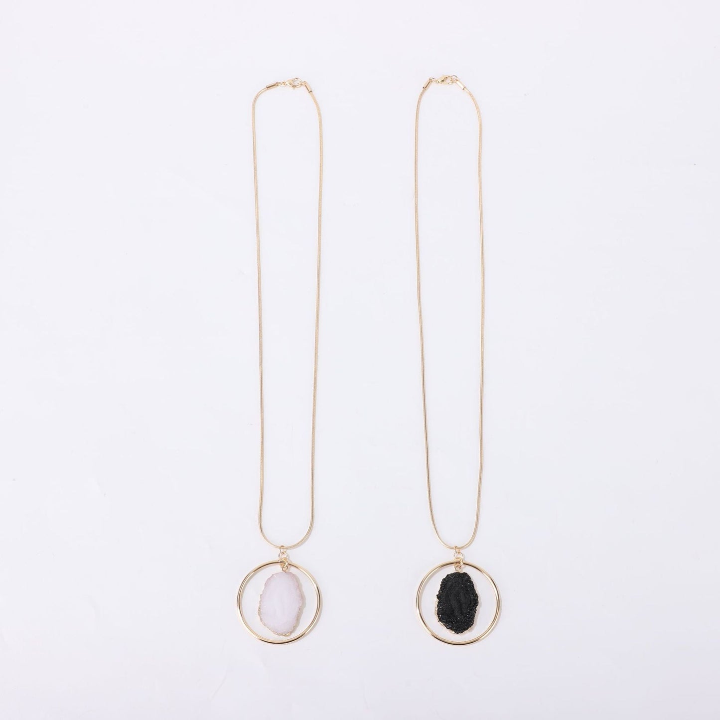 Women's Natural Stone Imitated Fashion Trend Sweater Necklaces