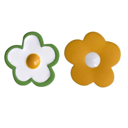 Needle Mori Style Contrast Color Flower Earrings