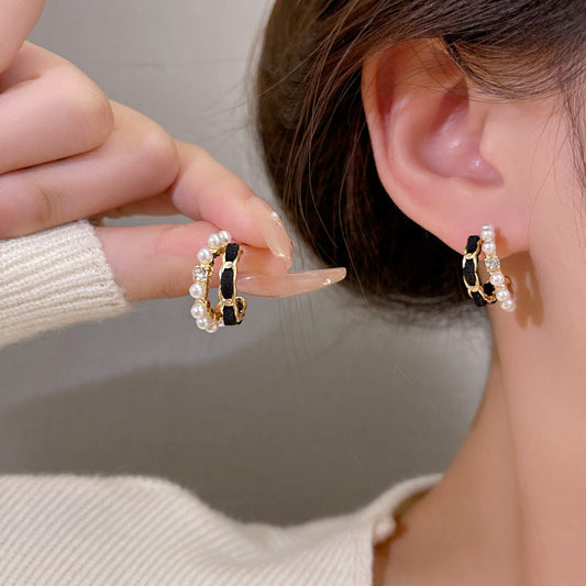 Women's Pearl Retro Affordable Luxury High-grade Temperament Earrings