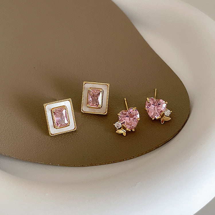 Sweet Pink Heart-shaped Zircon Female Niche Earrings