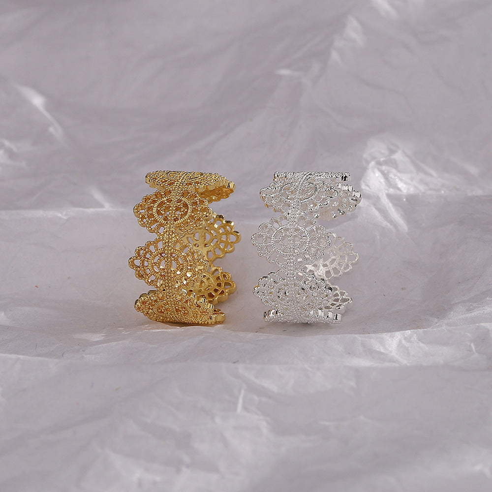 Hollow Exquisite Palace Style Female Personality Rings