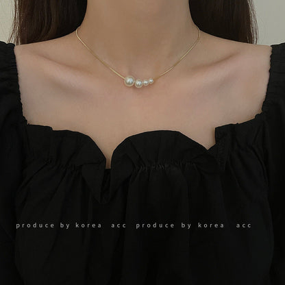 Design Simple Fashion Pearl Temperamental Cold Necklaces