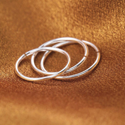 Female Design Simple And Cool Plain Fine Rings