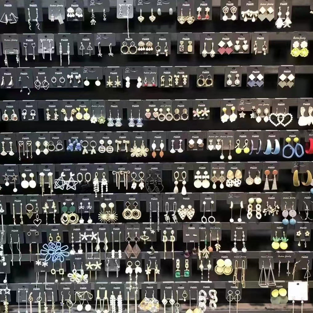 Tail Goods Stall Inventory Processing Night Earrings