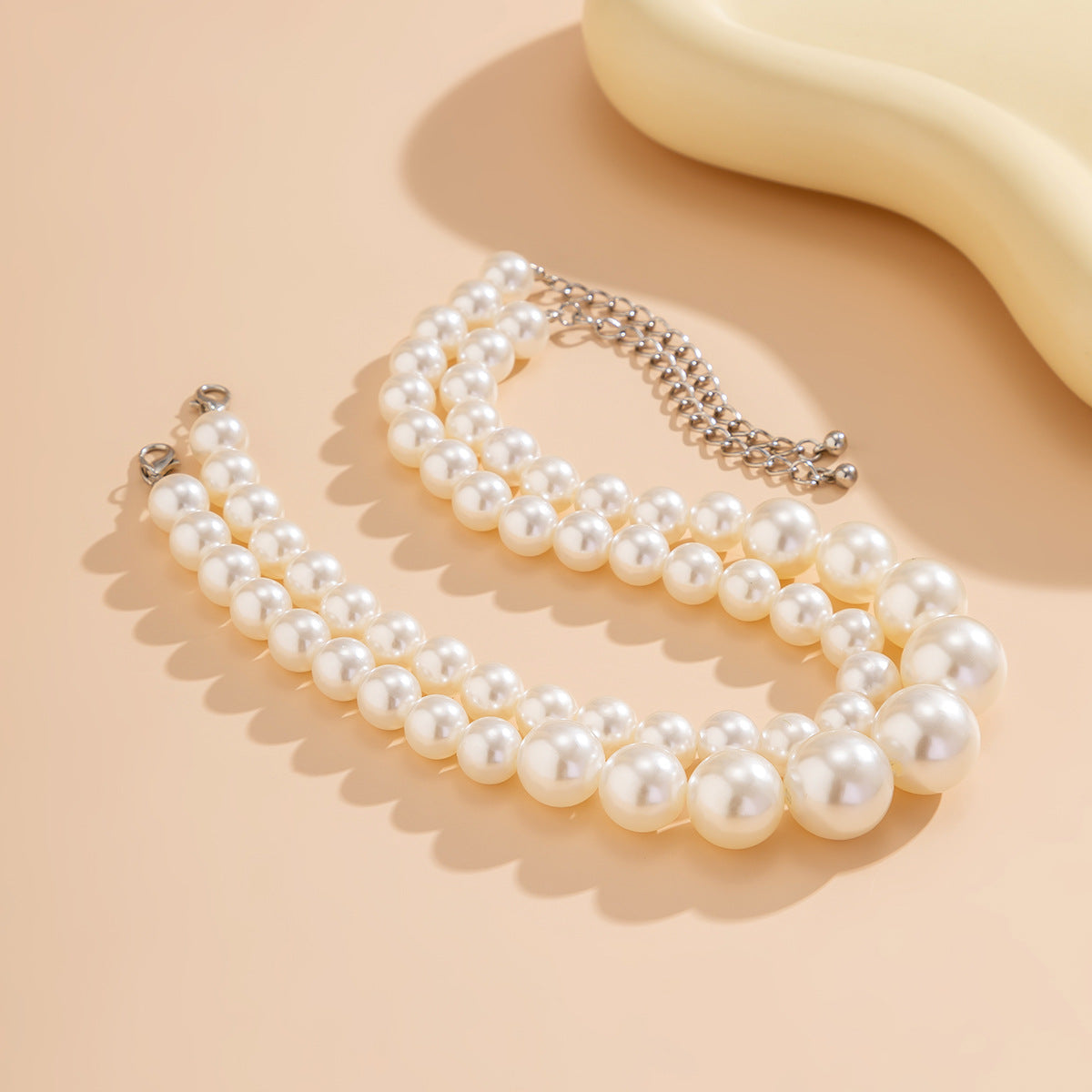 Women's Exaggerated Big Pearl Grace Clavicle Chain Necklaces