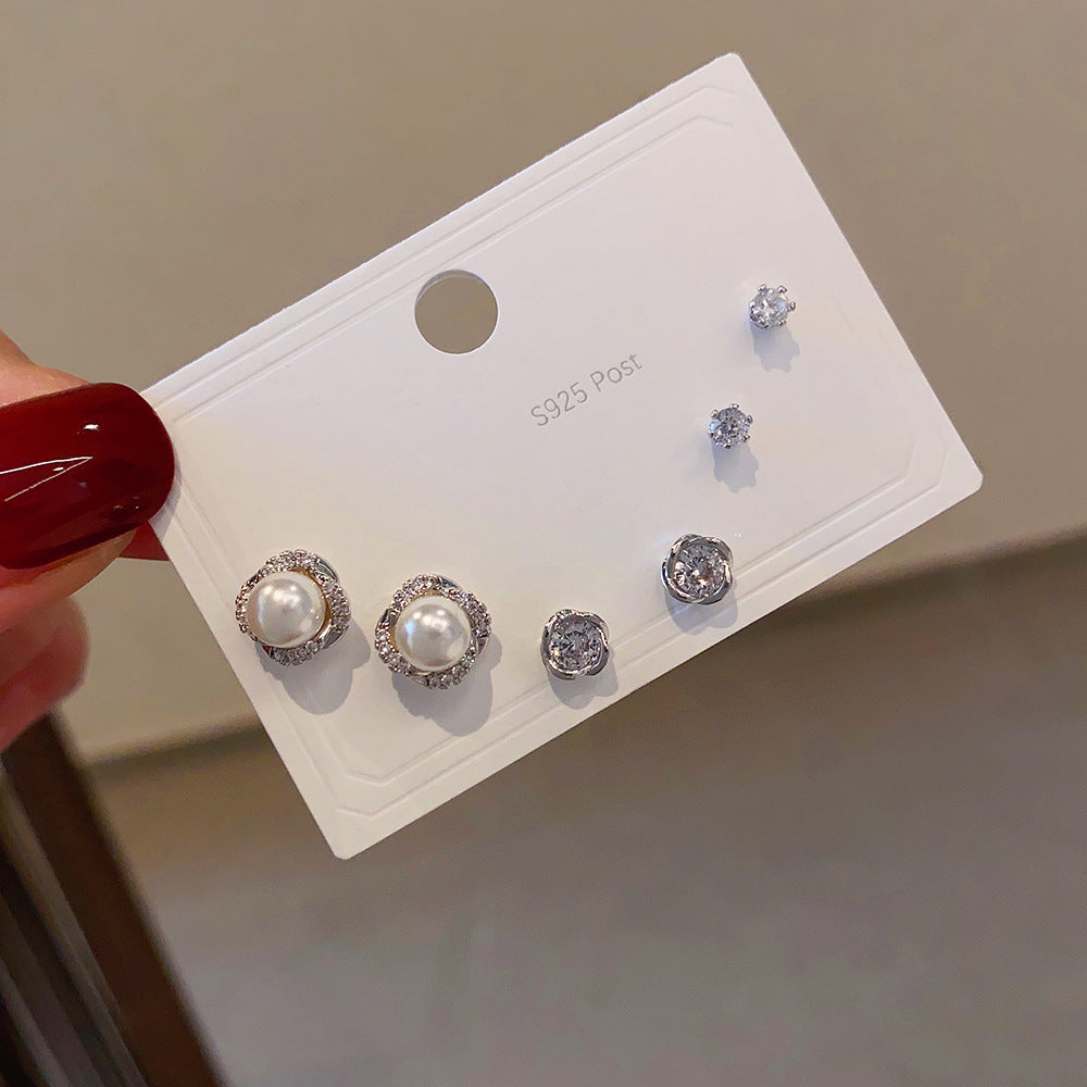 Women's Fashion Sier Set One Card Three Small Ear Needle Earrings