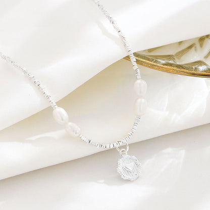 Women's Small Pieces Of Light Luxury Minority Necklaces