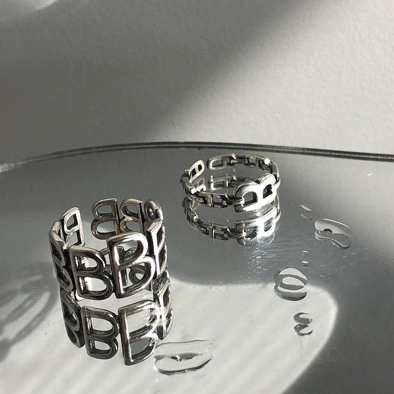 Female Retro Aloofness Style Index Finger Rings