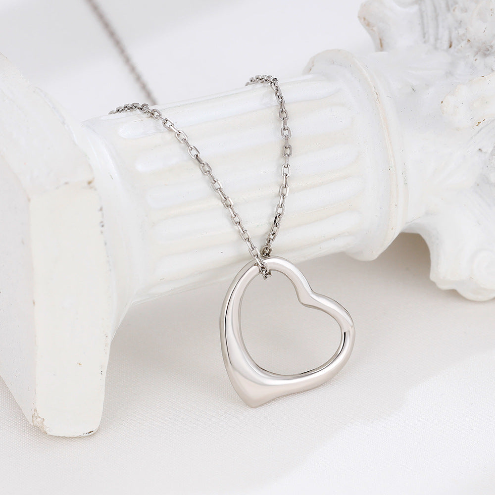 Women's Ornament Sterling Sier Hollow Heart Light Luxury Necklaces