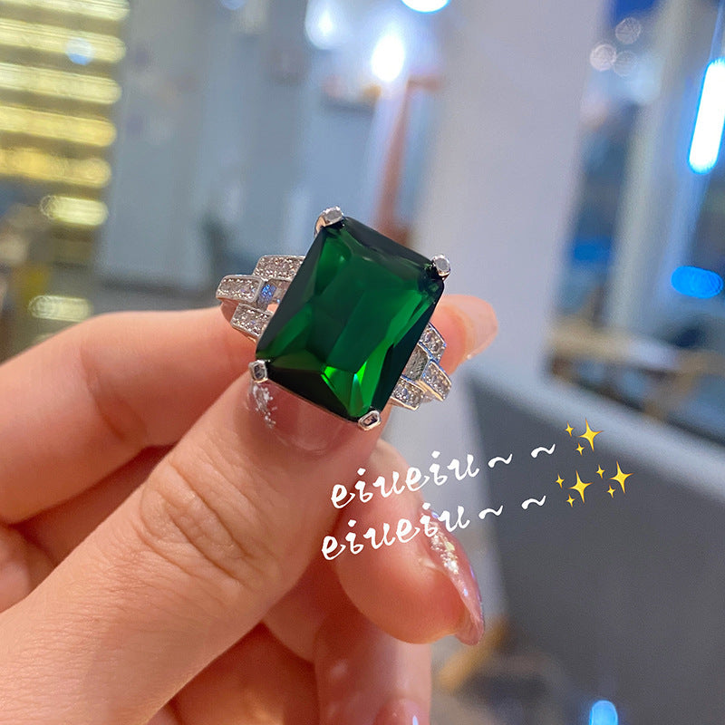 Women's Luxury Style Shiny Diamond High Sense Design Flower Rings