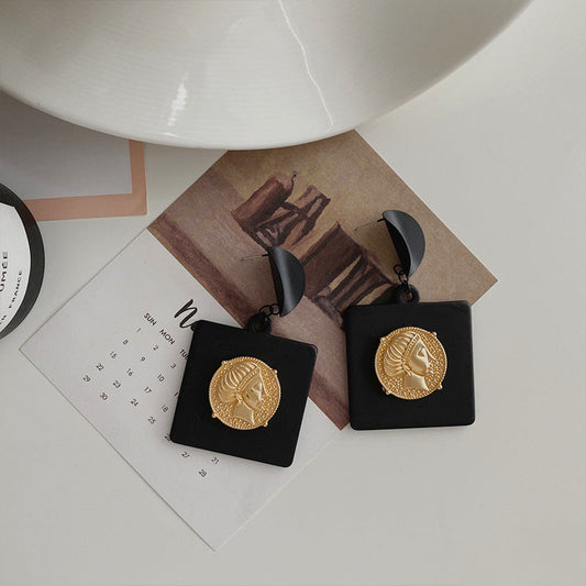 Exaggerated Black Nightclub Punk Personality Square Rings