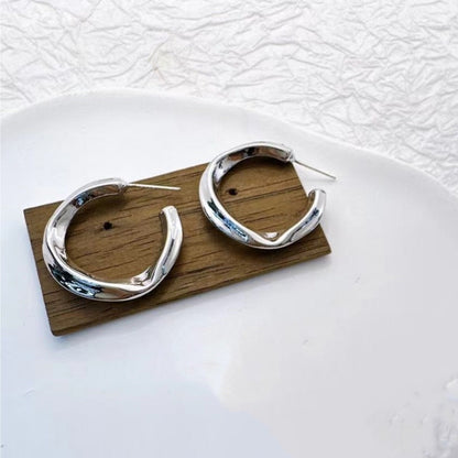 Light Luxury Sense Minority Design Cold Earrings