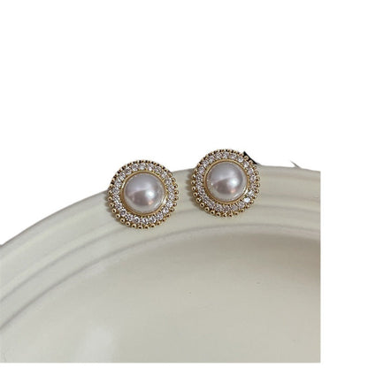 Women's Elegant Graceful High-grade Versatile Retro Diamonds Earrings