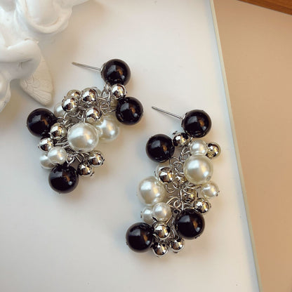 Women's Zhang Long Elegant Black And White Earrings