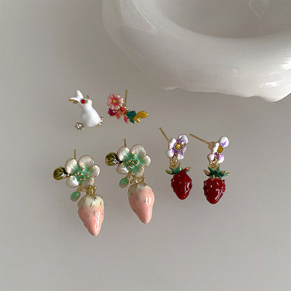 Flower Strawberry Female Design Retro Personality Earrings