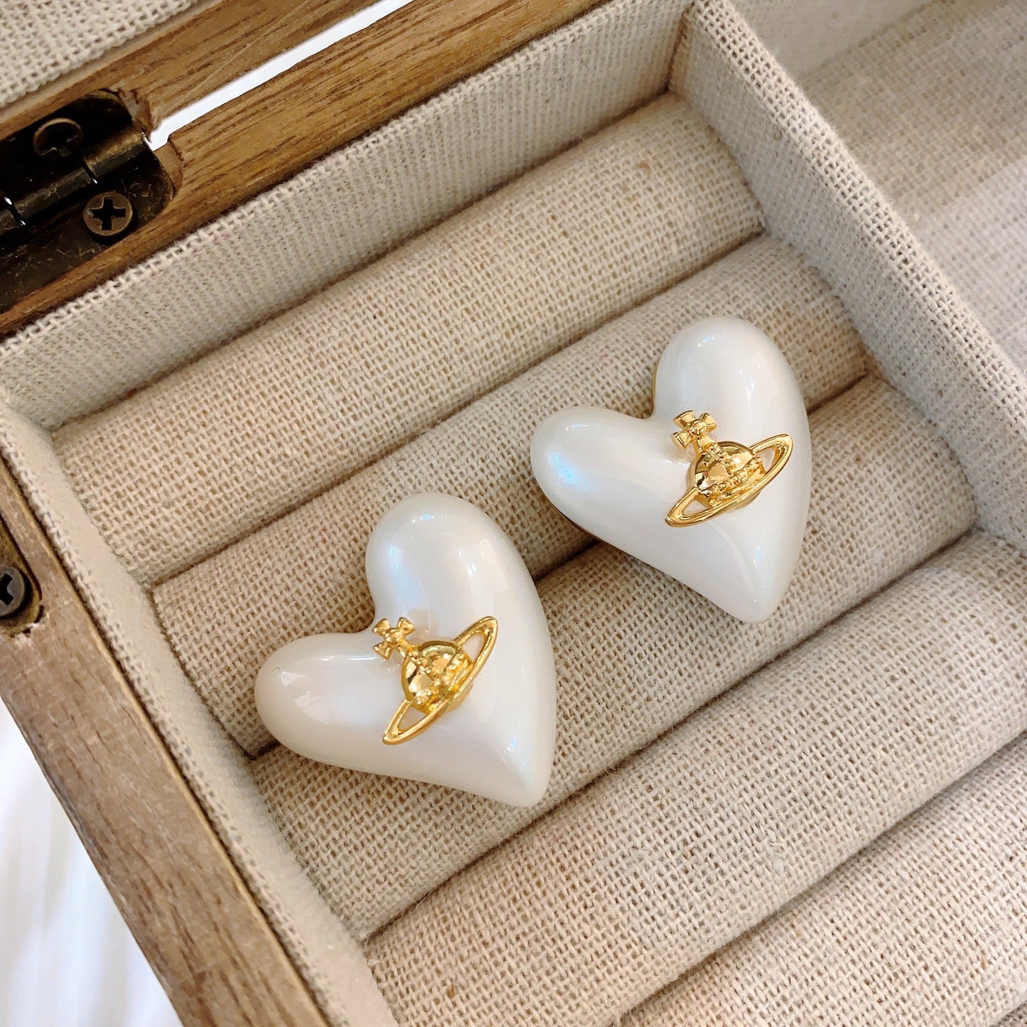 Style Design Saturn Heart Pearl Planet Earrings