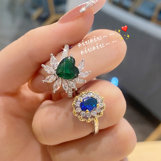 Diamond Female Niche Design Dark Green Rings