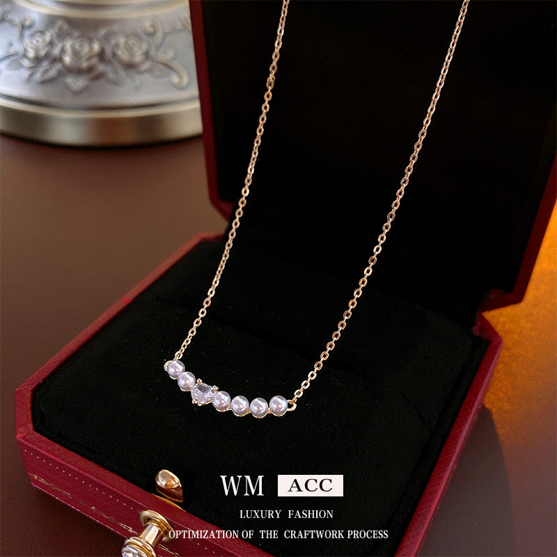 Fashion Sparkling Diamond Green Pendant Dignified Sense Necklaces