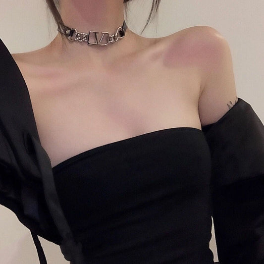 Woman Personality High Sense Elegant Metal V-shaped Necklaces