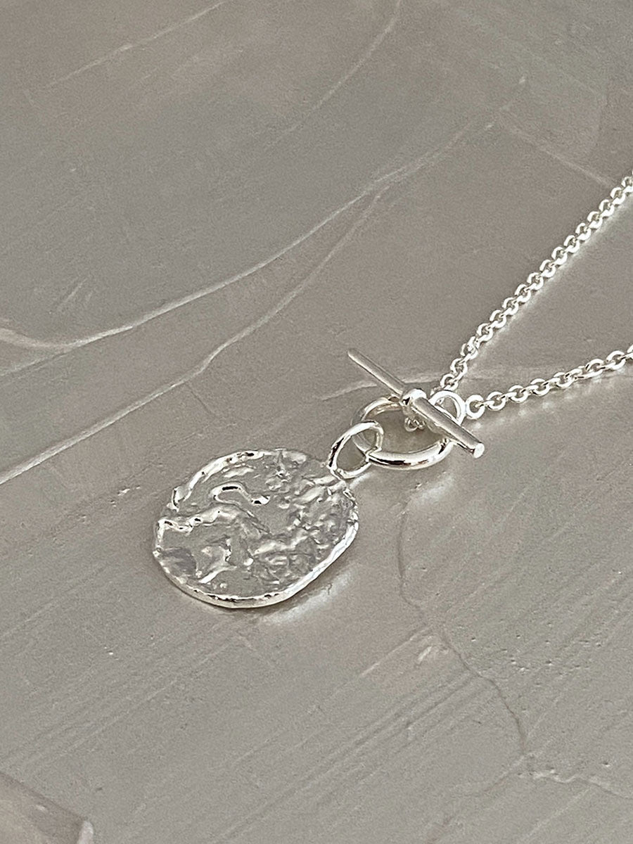 Women's Sterling Sier Temperamental Simple High-grade Gold Buckle Round Necklaces