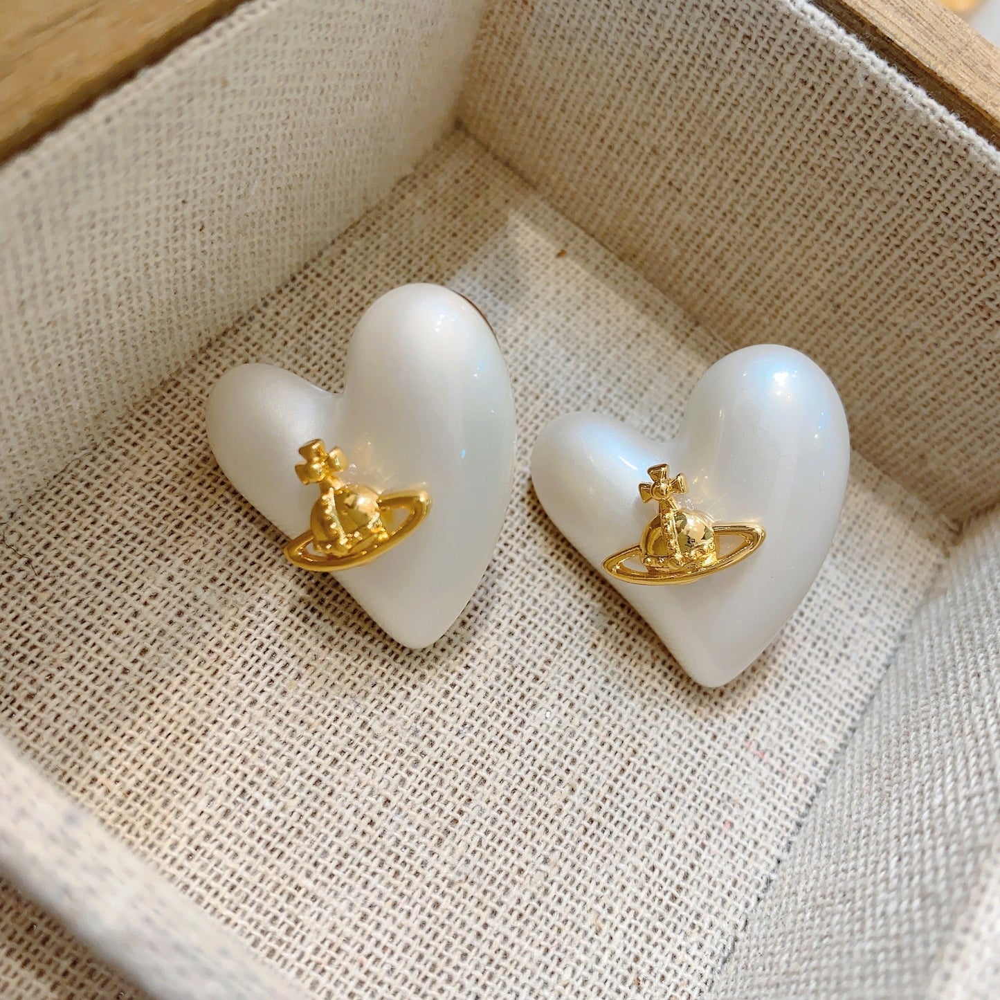 Style Design Saturn Heart Pearl Planet Earrings