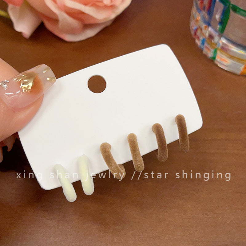 Flocking Shaped Artistic French Retro Simple Earrings