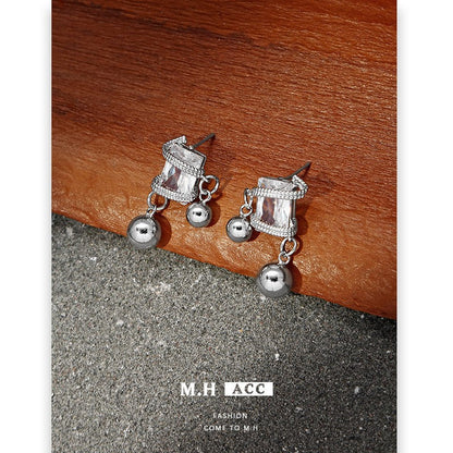 Women's Ball Sier Needle Elegant Hot High-grade Earrings