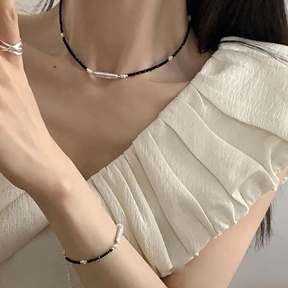 Women's Pearl Black Crystal Design Sense Niche Retro Personality And Necklaces