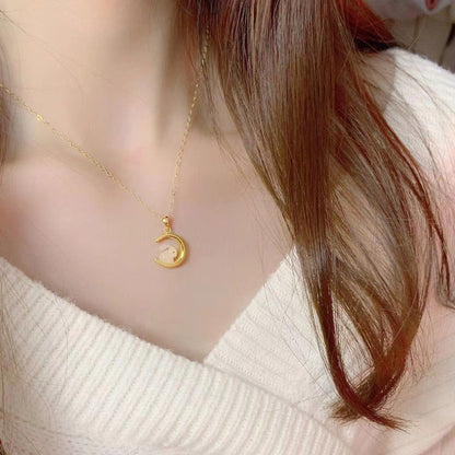 Female Light Luxury Minority Design Sense Moon Necklaces
