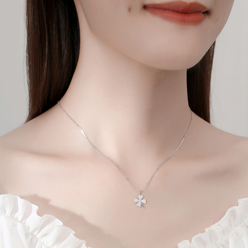 Women's Clover Korean Style Niche Design Light Necklaces