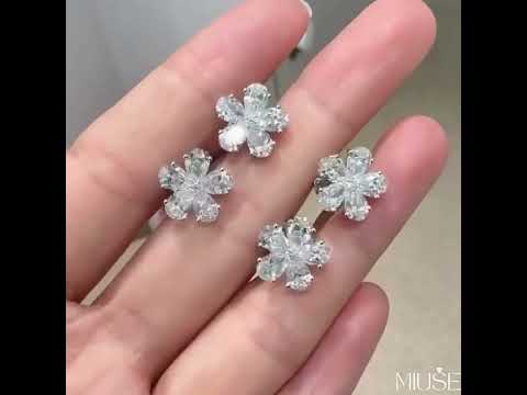 Flower Design Pear Cut White Sapphire Stud Earrings-Miusejewelry