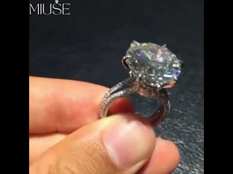 8Ct Round Cut White Sapphire Engagement Ring-Miusejewelry