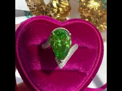 8Ct Pear Cut Green Engagement Ring-Miusejewelry